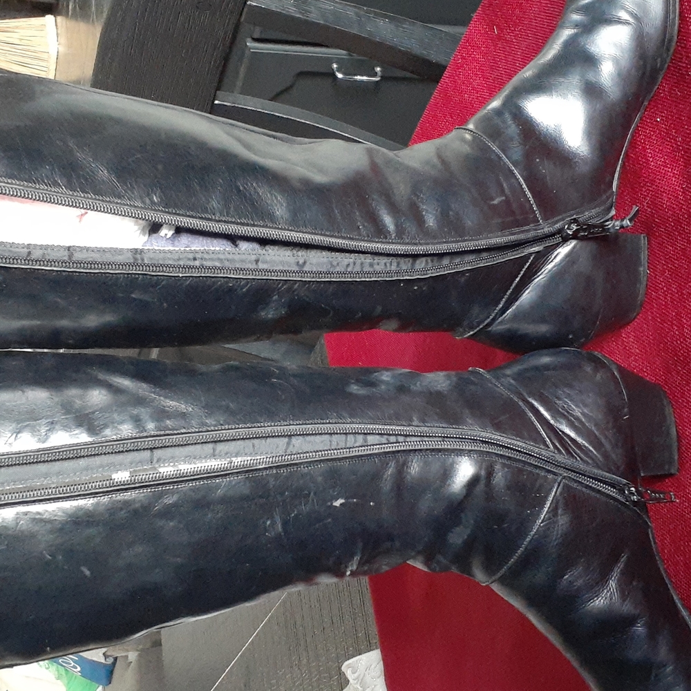 Salvatore Ferragamo Black Leather Knee-High Boots - Picture 10 of 16